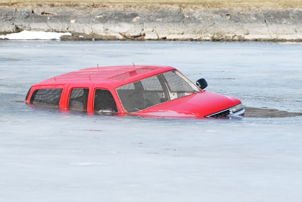 vehicle-underwater